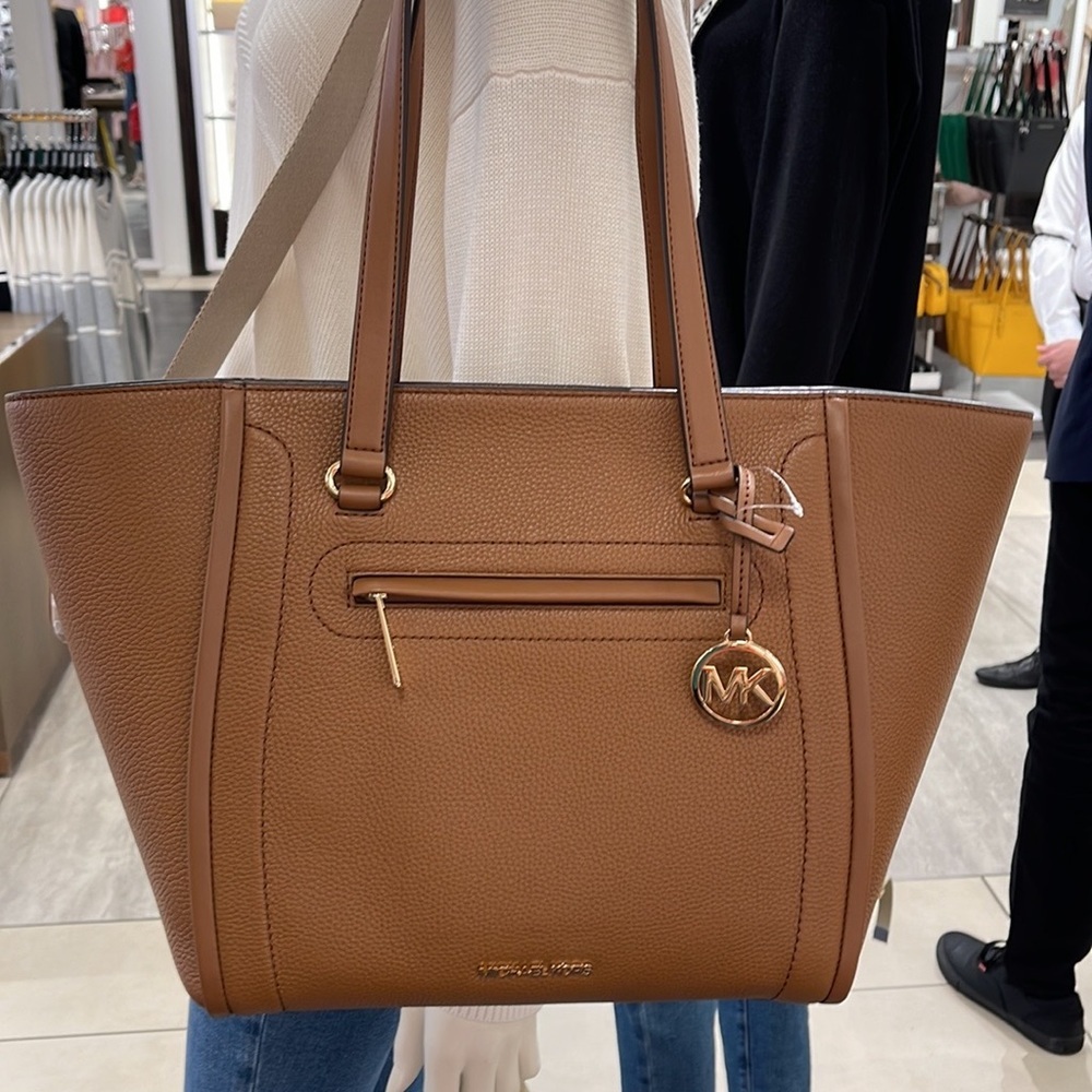 MICHAEL KORS CARINE LARGE FRONT ZIP POCKET SHOULDER TOTE BAG PURSE LUGGAGE NWT